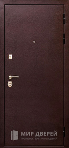 Дверь входная металлическая эконом №31 - фото вид снаружи