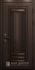 Парадная входная дверь для загородного дома №401 - фото вид снаружи