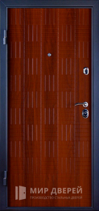 Современная входная дверь для загородного дома №22 - фото №2