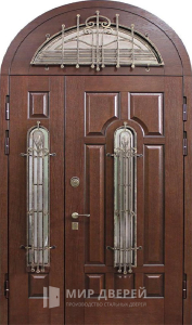 Арочная входная дверь №2 - фото вид снаружи